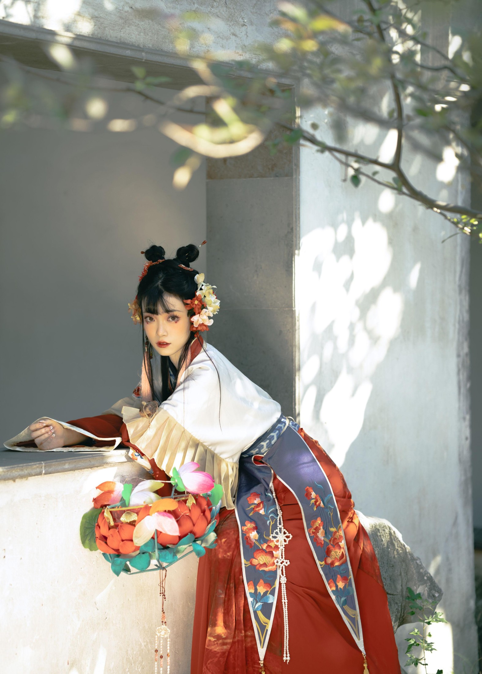 图片[2]-桃迟 – 《园林中的小花妖》[21P]-COS写真在线网