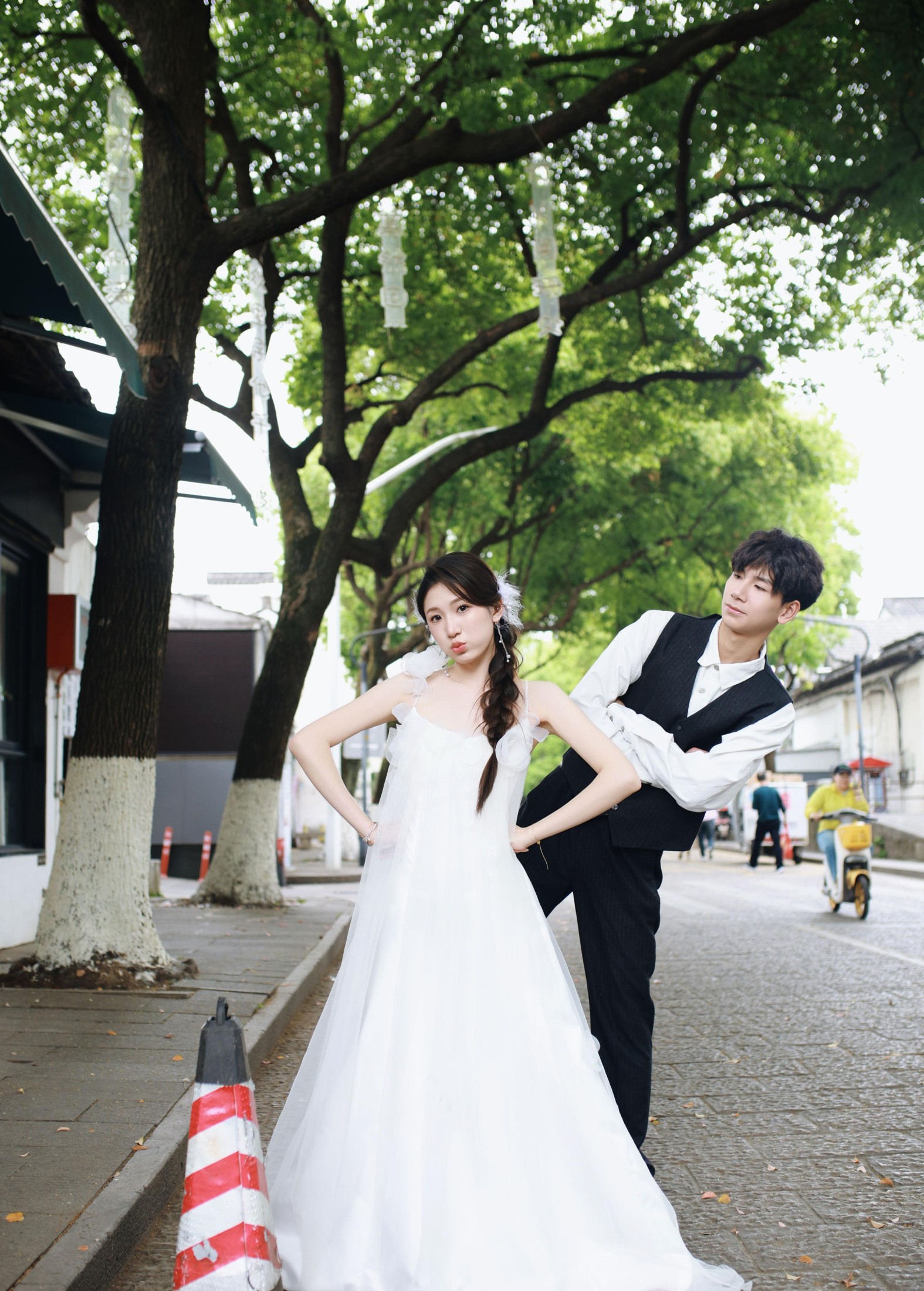 图片[2]-鱼头小孙 – 《老街巷的浪漫》[15P]-COS写真在线网
