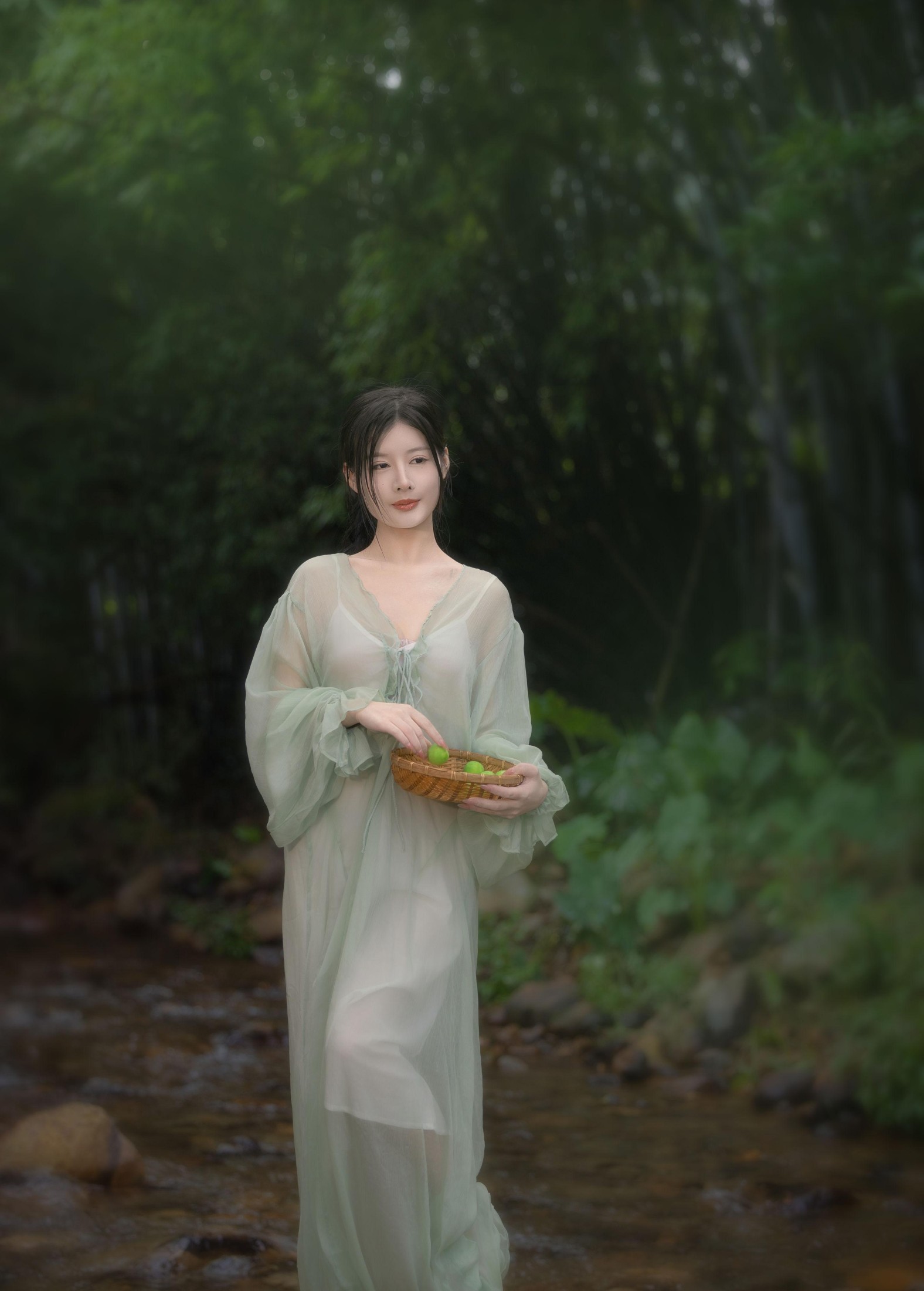 图片[2]-由美 – 《静谧时光》[23P]-COS写真在线网