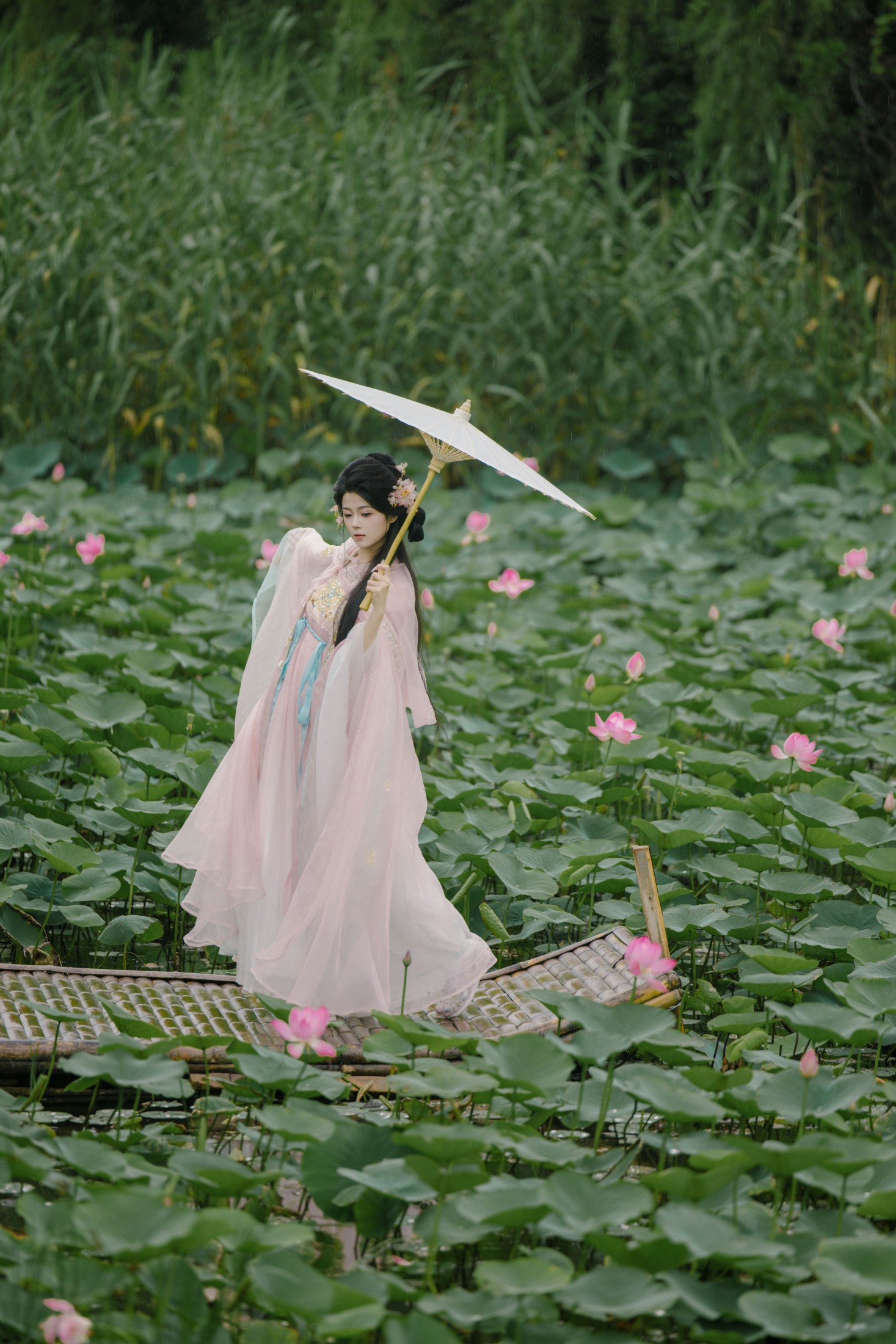 图片[4]-阿琳 – 《雨荷》[25P]-COS写真在线网