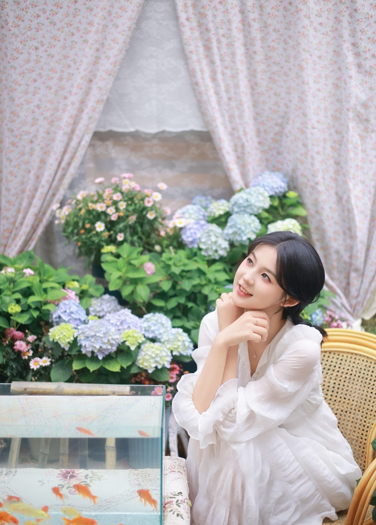 图片[2]-静子子 – 《院子里的金鱼》[13P]-COS写真在线网