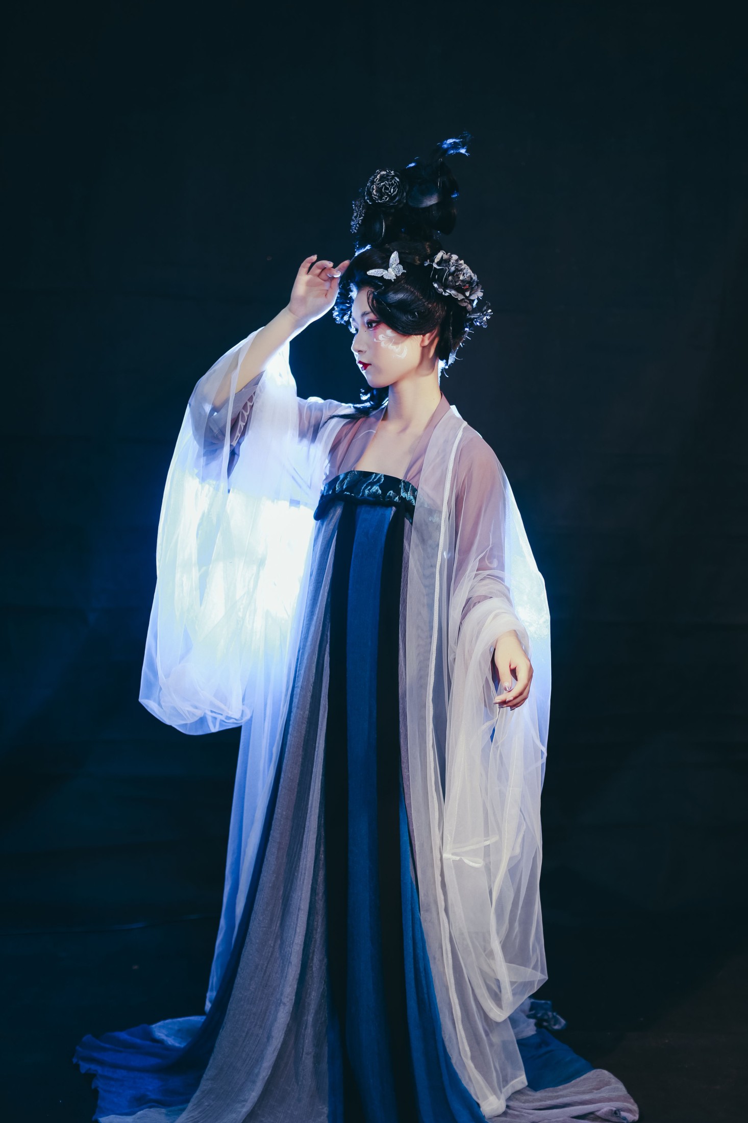 图片[2]-薇蓝 – 《黑山老妖》[50P]-COS写真在线网