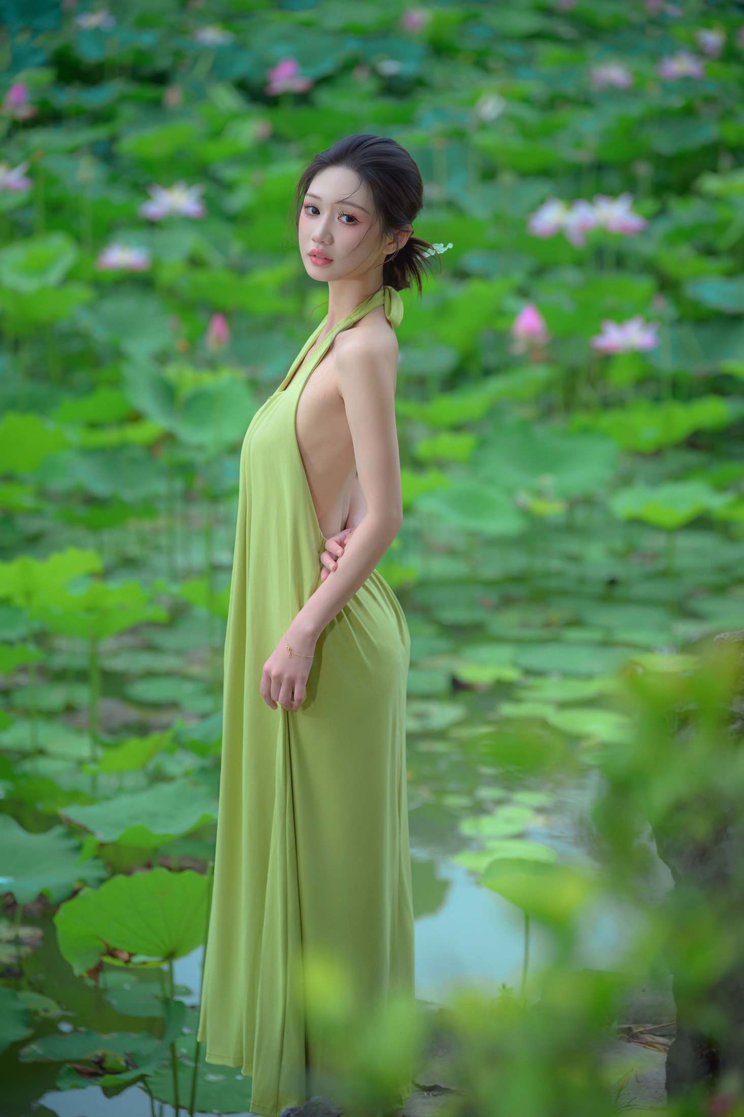 图片[3]-瑾瑾吖 – 《荷塘》[18P]-COS写真在线网