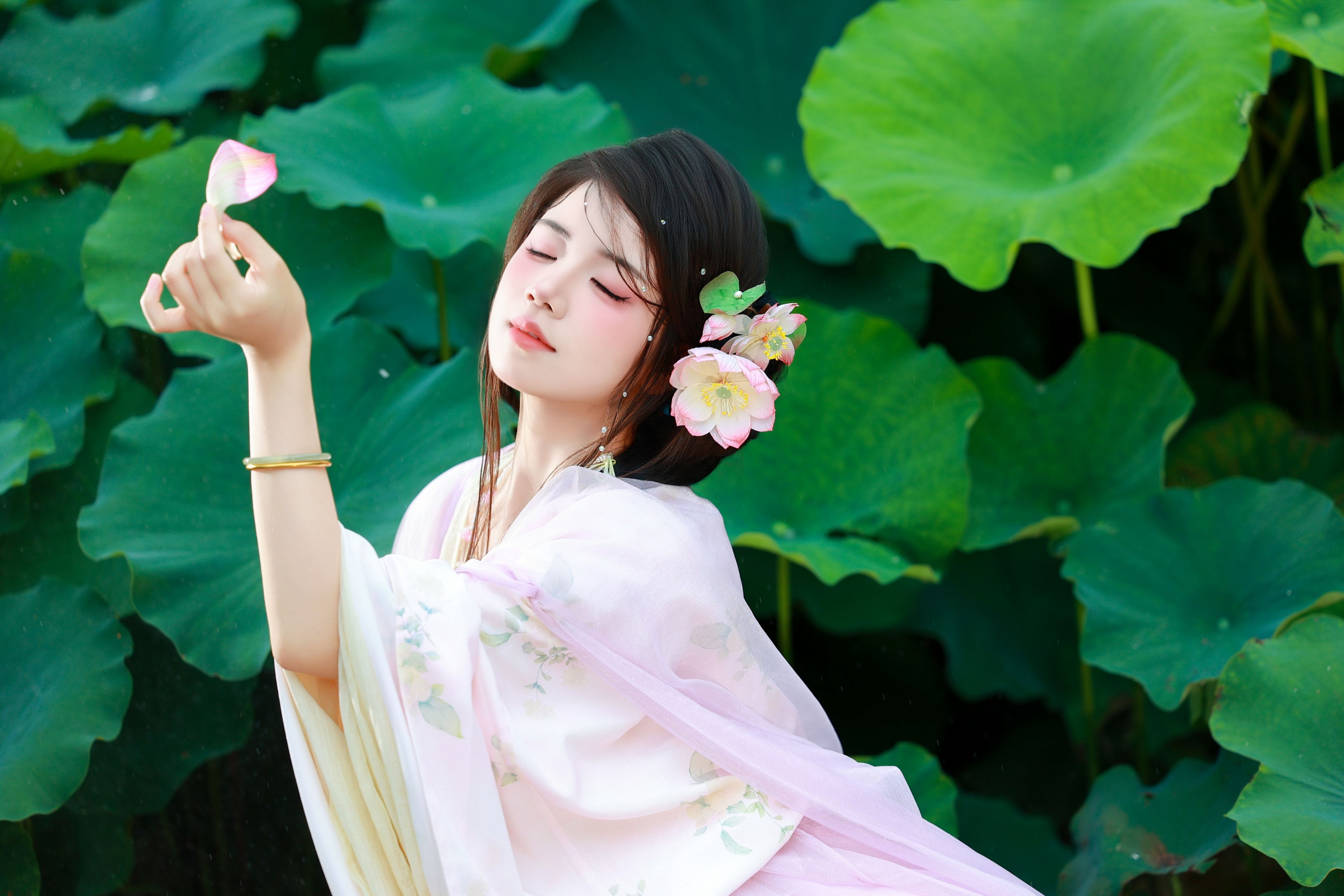 图片[4]-小杜同学 – 《蕊花中》[56P]-COS写真在线网