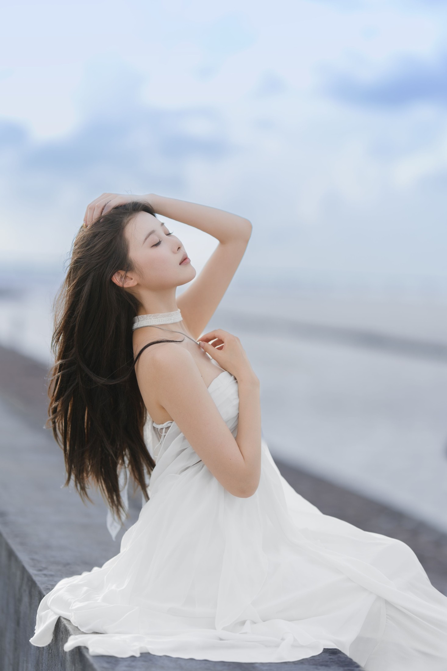 林唯艺 – 《海边的遐想》[23P]-COS写真在线网