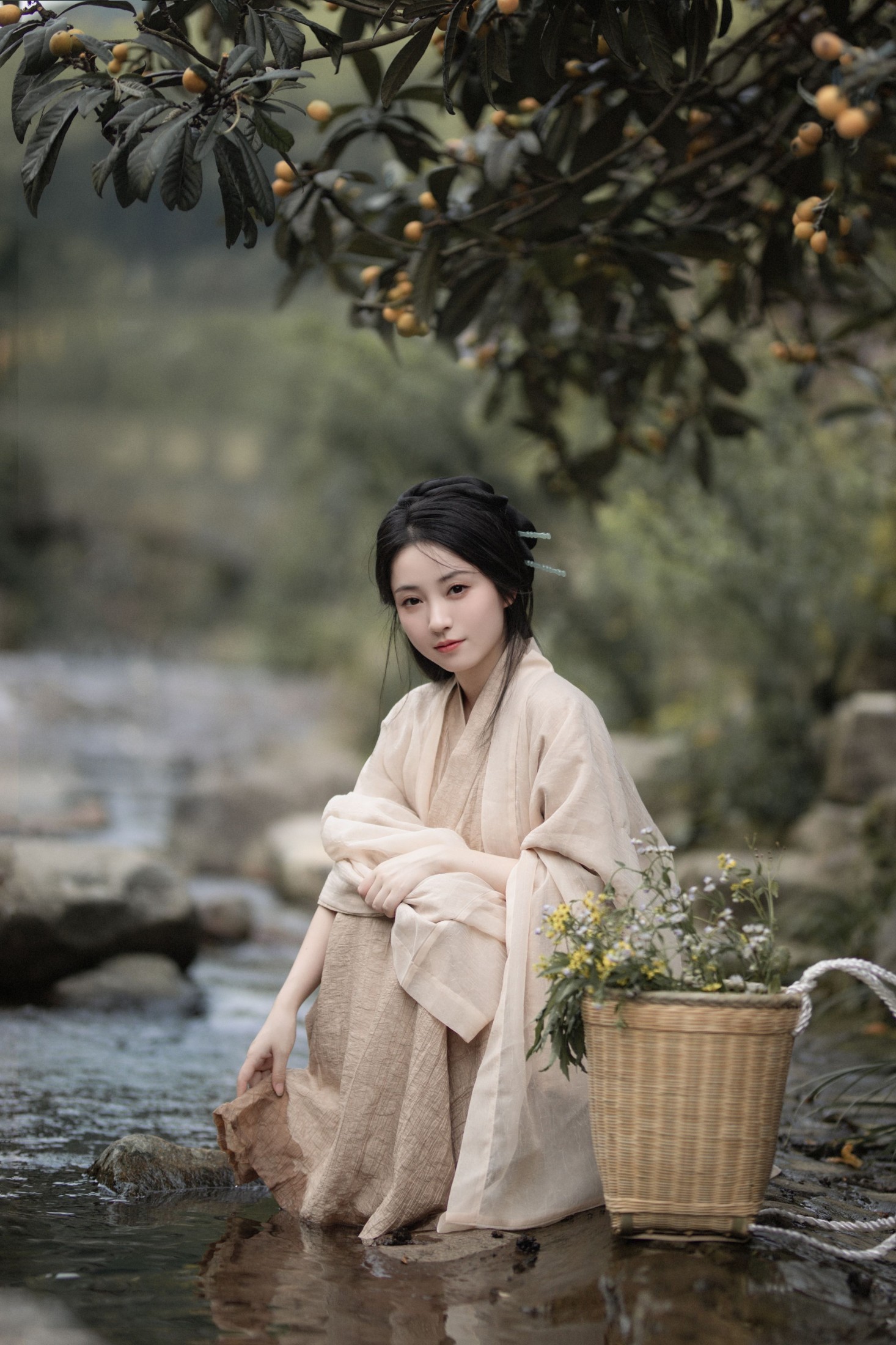 小温暖想要个大太阳  – 《初夏游张园》[17P]-COS写真在线网