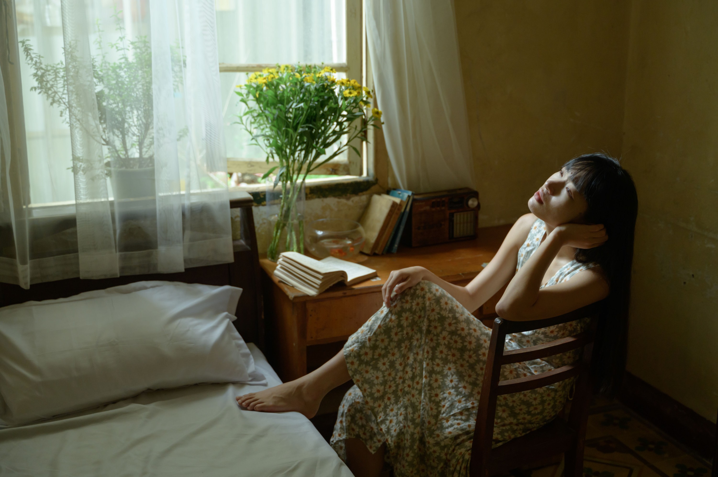 图片[3]-山野小果 – 《房间》[34P]-COS写真在线网