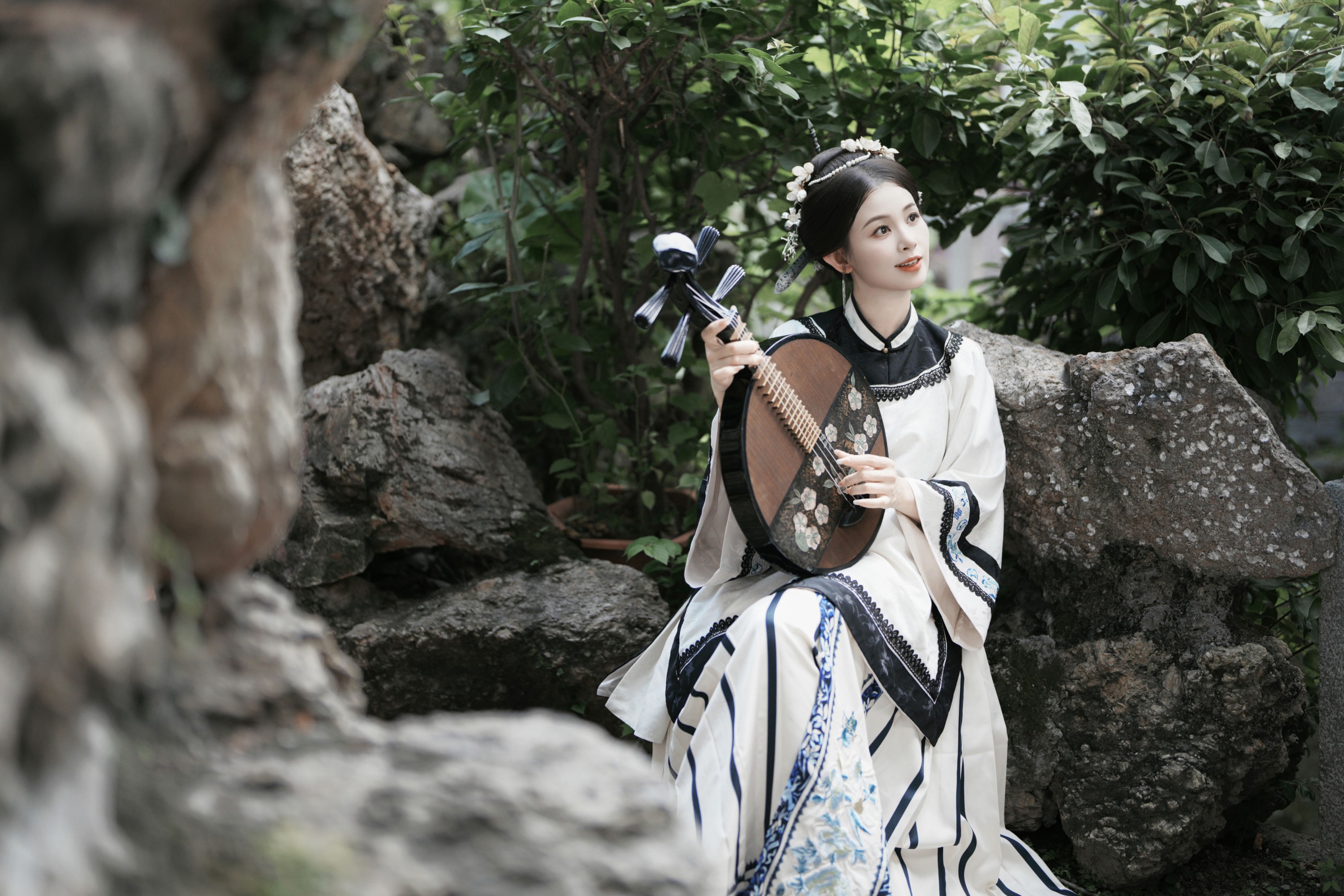 图片[3]-洛宁-唐 – 《三把刀人像拍摄（黑白双煞）》[27P]-COS写真在线网