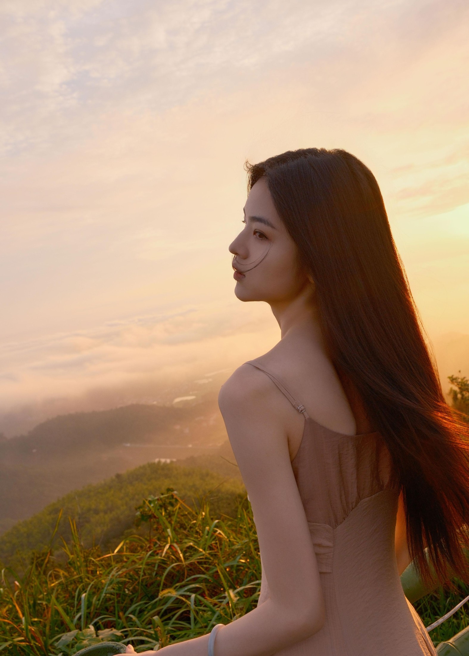 图片[2]-蓉儿 – 《远山呼唤的浪漫》[20P]-COS写真在线网