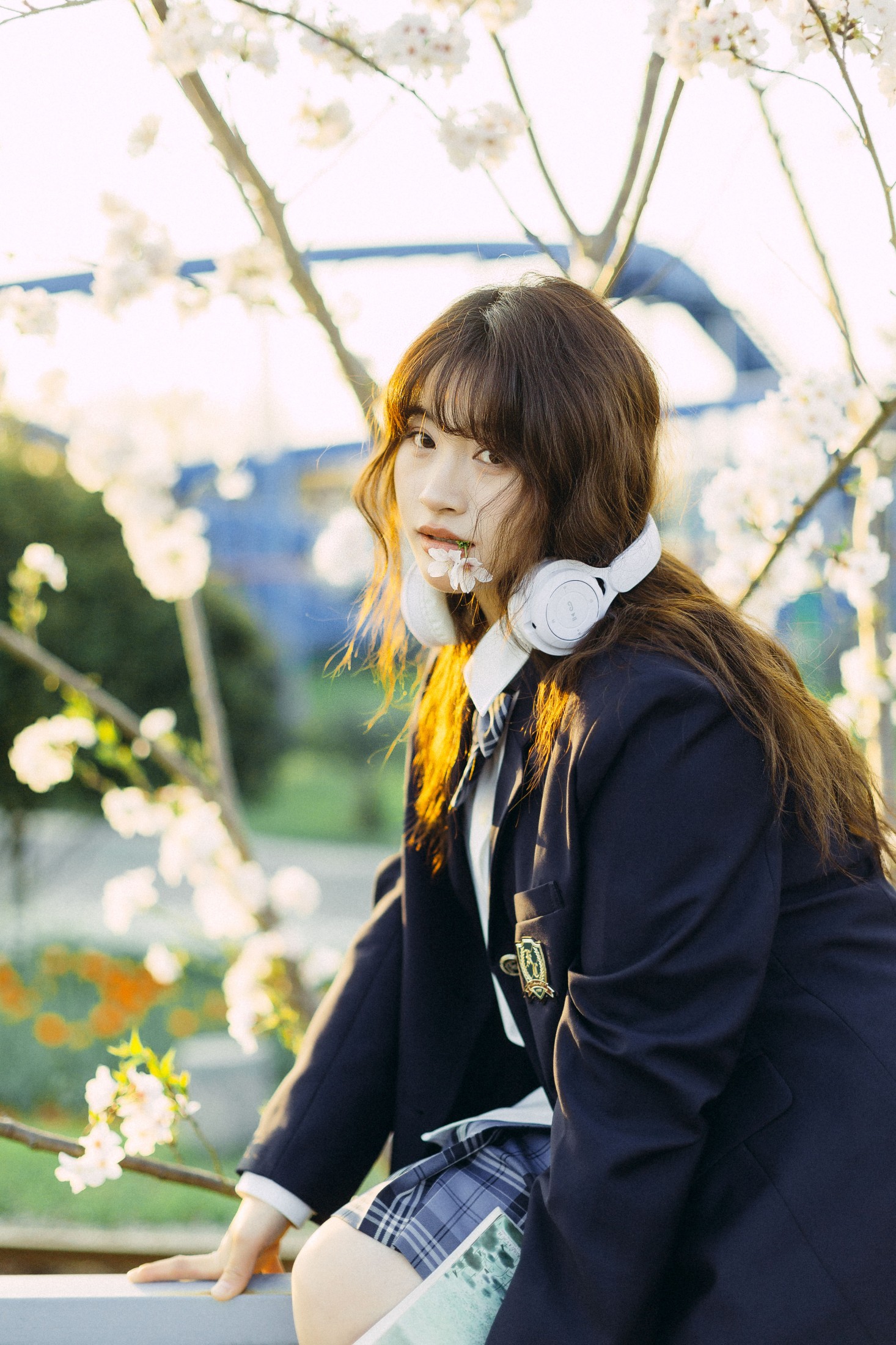 图片[3]-是三三吖 – 《樱花树下》[18P]-COS写真在线网