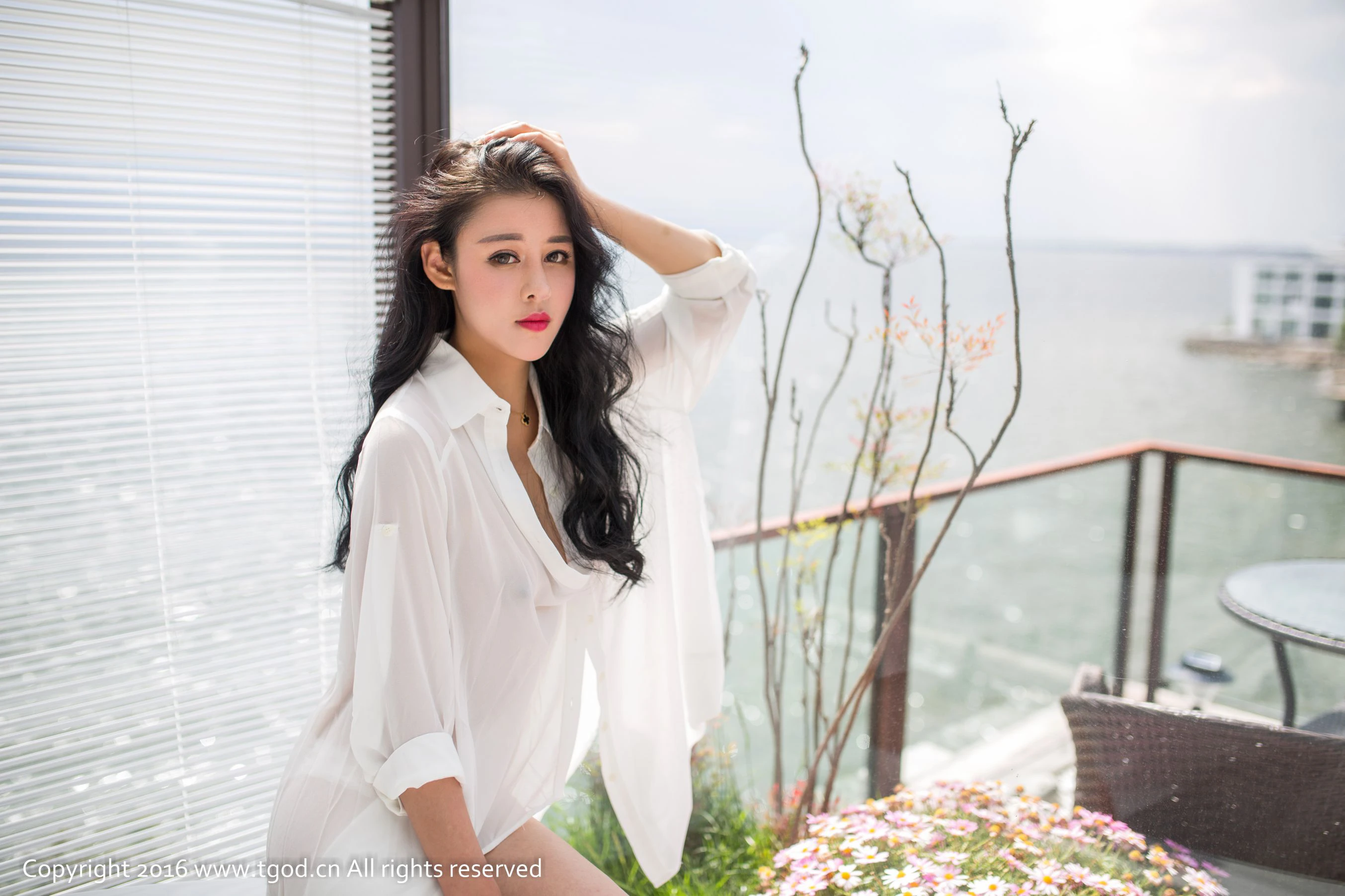 图片[2]-叶佳颐《大理旅拍》真空白衬衫+睡衣诱惑 推女神@尤蜜荟-COS写真在线网