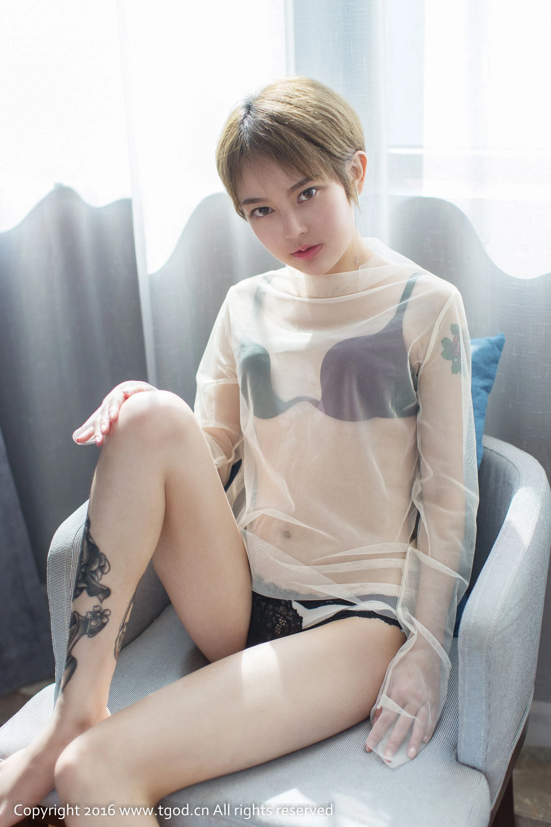 图片[2]-lynne黎茉《透视装短发妹子》 推女神@尤蜜荟-COS写真在线网