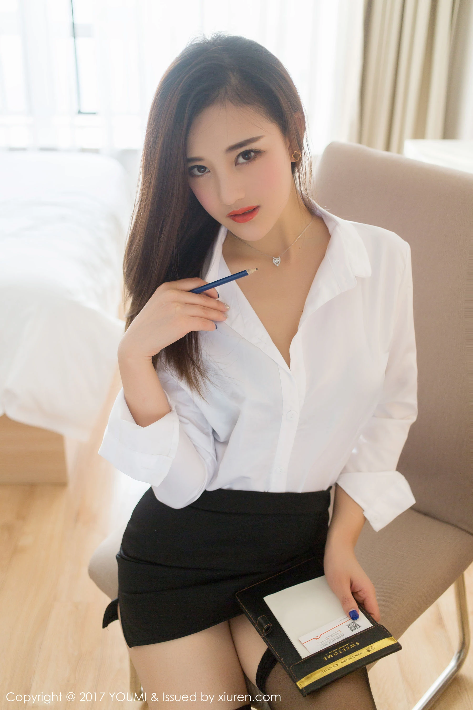 图片[4]-娜娜TINA《黑丝OL诱惑+学生装》 尤蜜荟 VOL.087-COS写真在线网