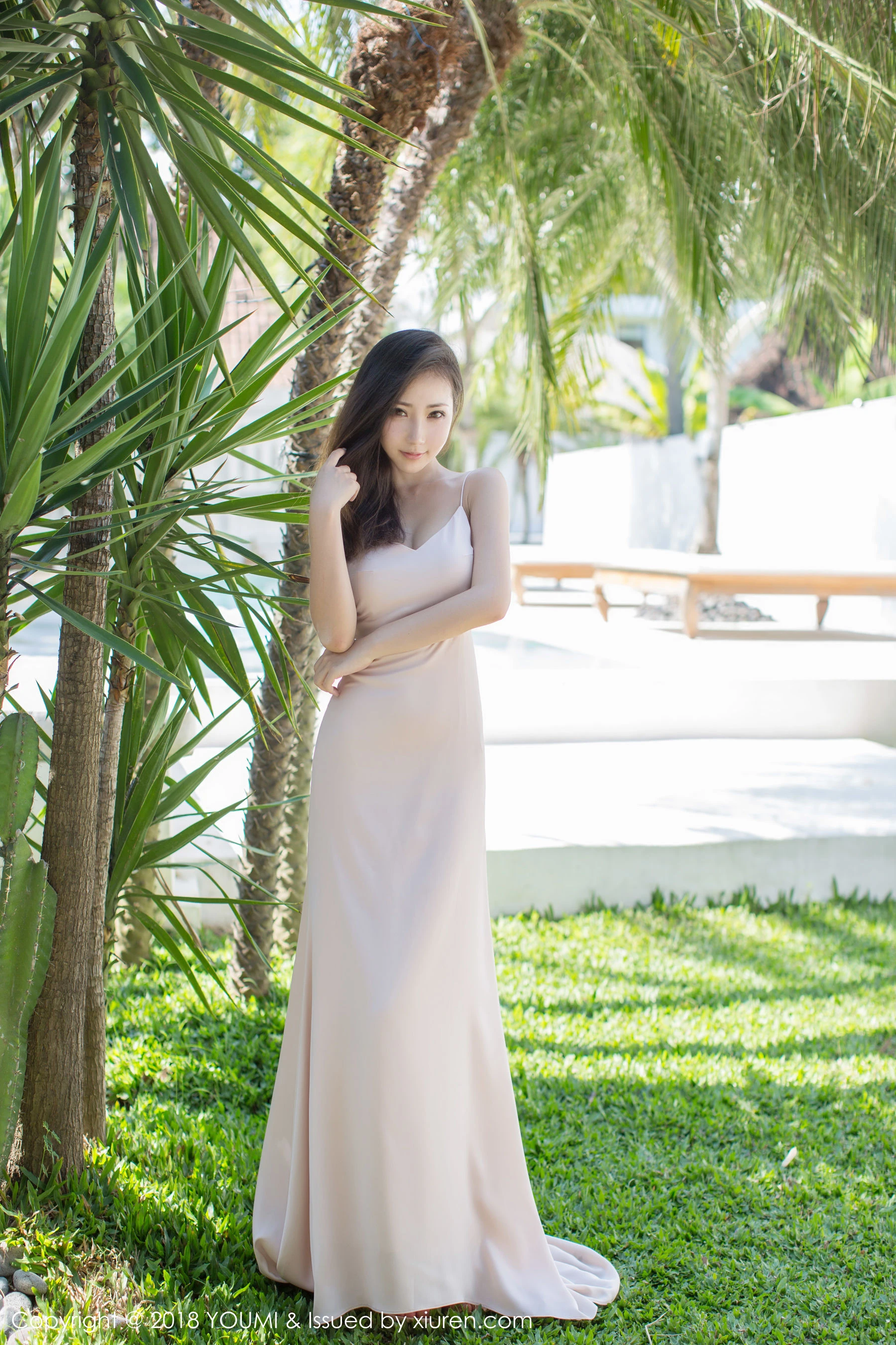 图片[5]-Yumi-尤美《优雅长裙+比基尼》 尤蜜荟YouMi Vol.156-COS写真在线网
