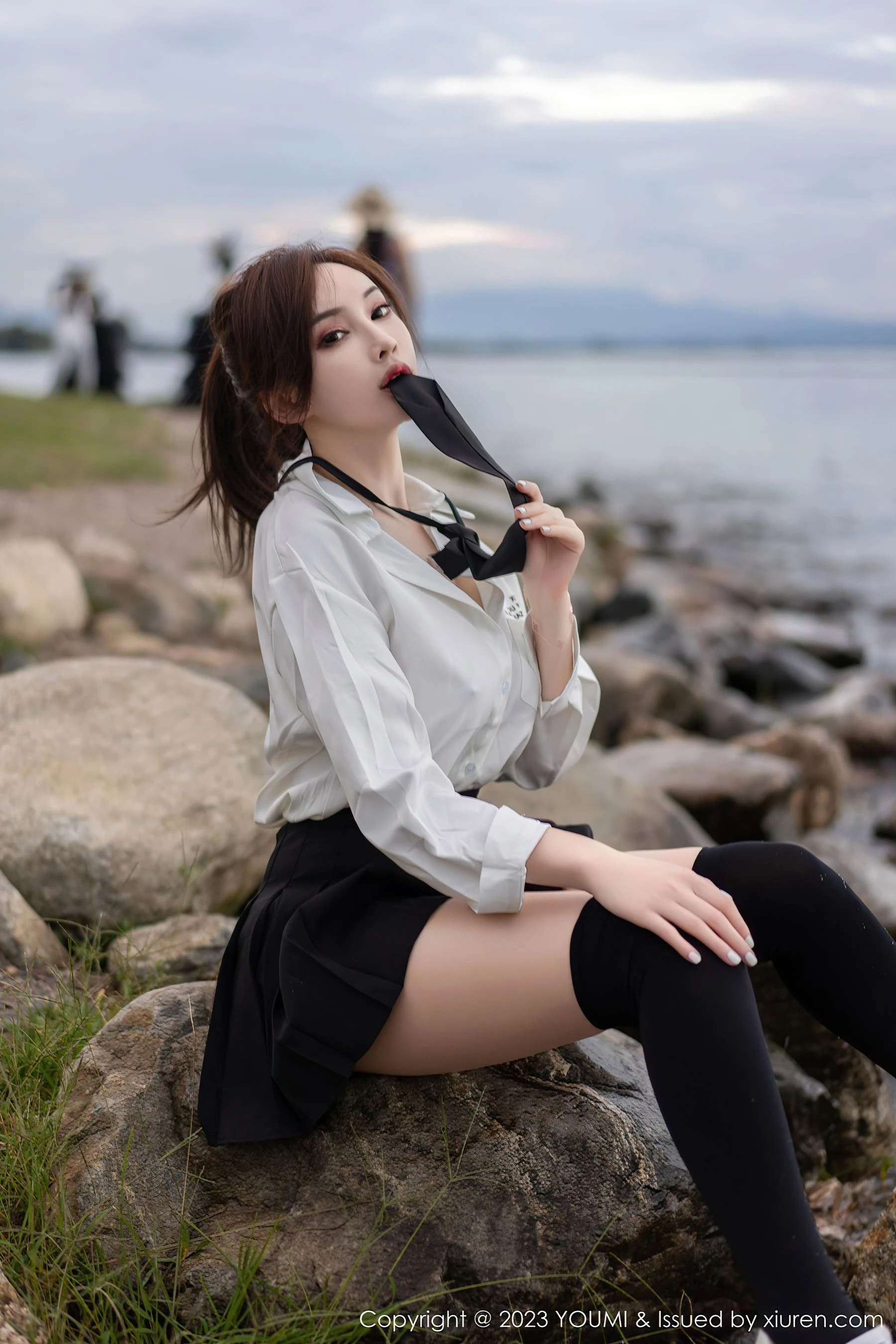图片[3]-尤蜜荟 VOL.903 Carol周妍希 短裙美臀-COS写真在线网