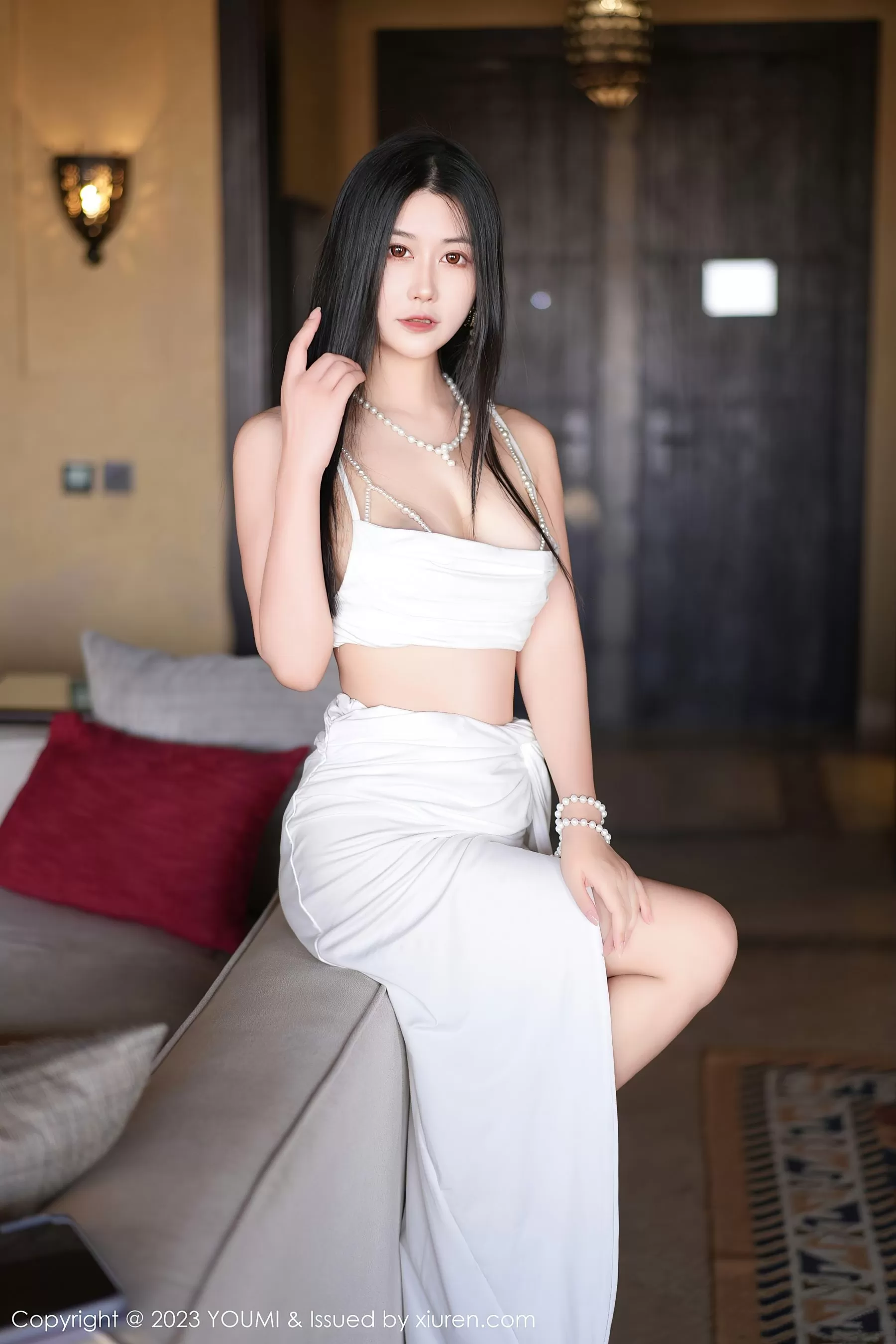 图片[3]-尤蜜荟 VOL.971 laura阿姣 长裙美腿 [79P]-COS写真在线网